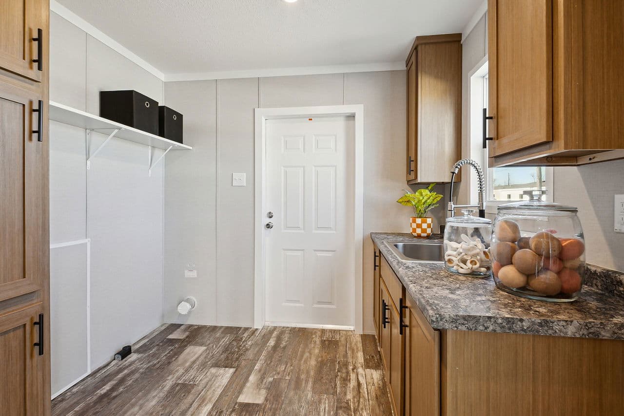 Creole interior home features