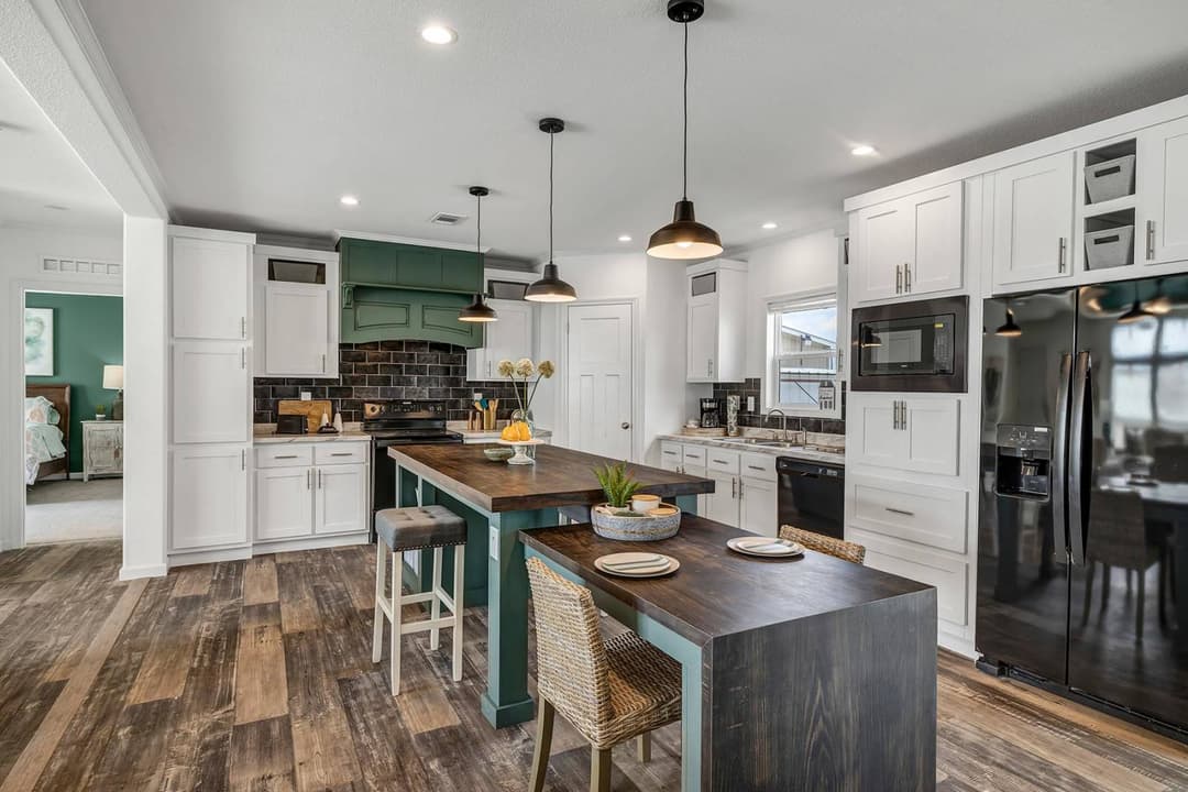 Titan extreme 3272c kitchen home features