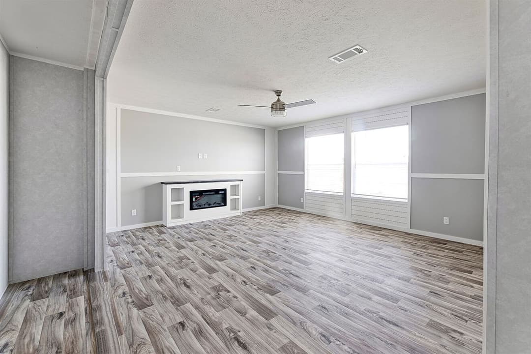 Valu maxx premier 32684e interior home features