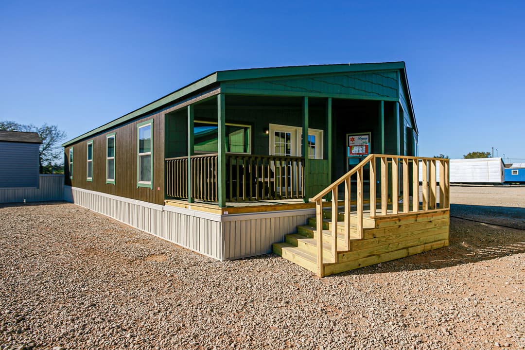 Classic c-3264-32bp hero, elevation, and exterior home features