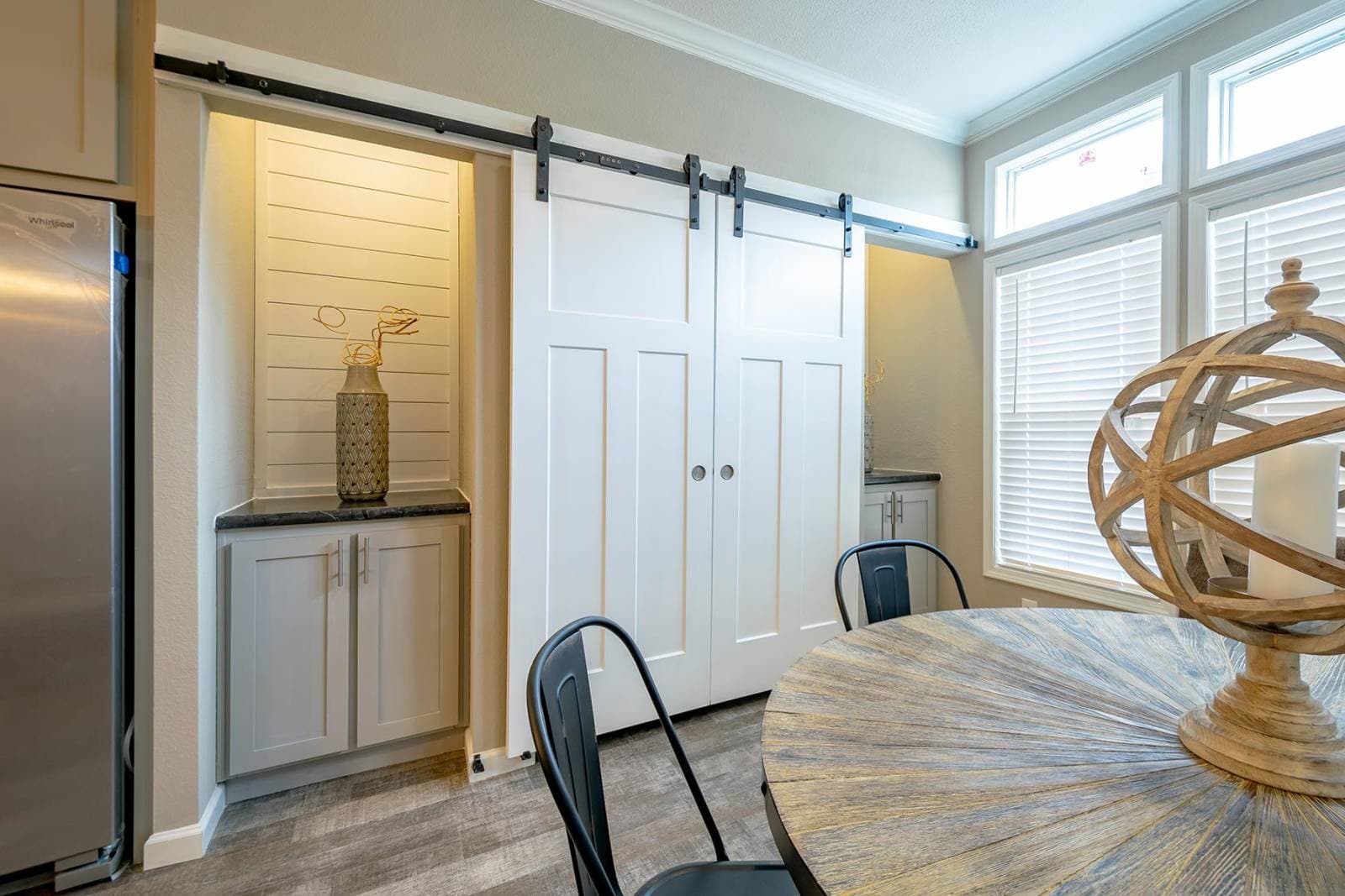 Innovation 3268c interior home features