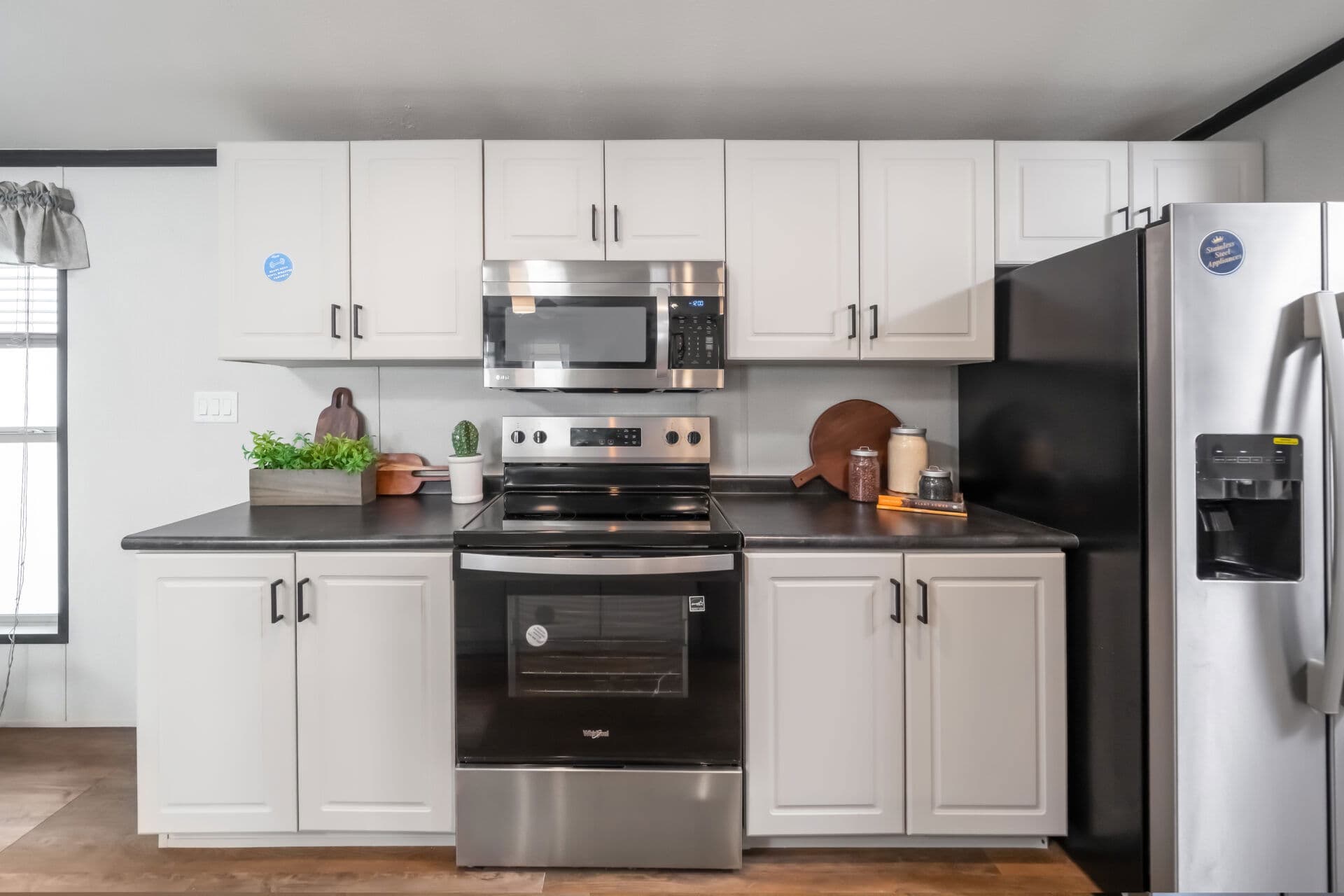 Select s-2468-42a kitchen home features