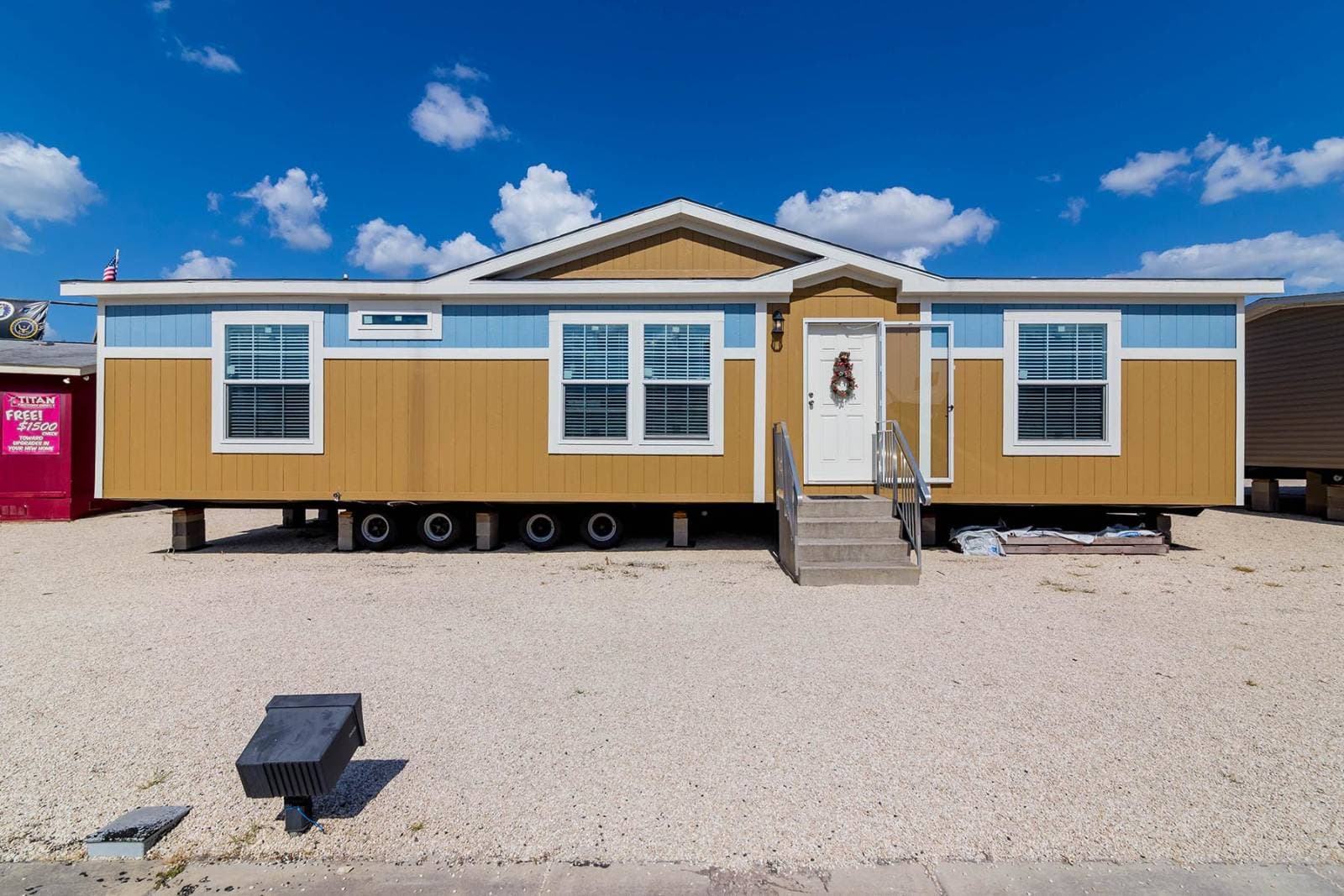 Titan extreme 3248e exterior and hero home features