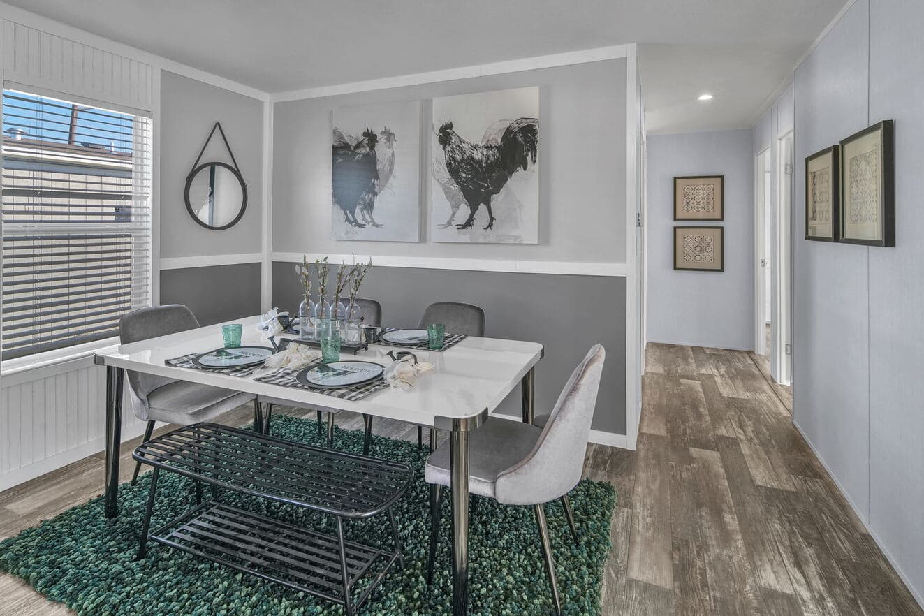 Valu 28563u interior home features