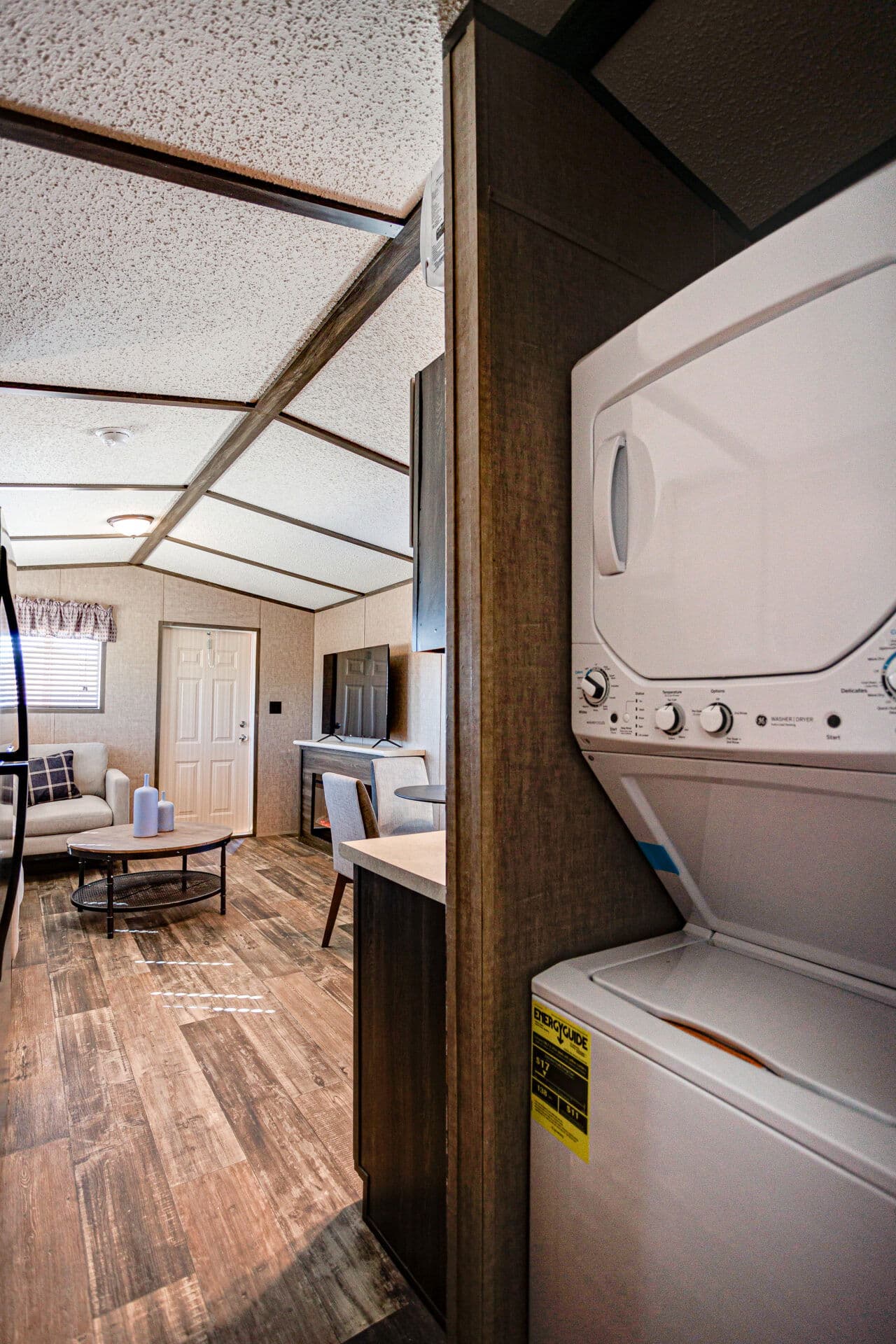 Select s-1236-11fla interior home features